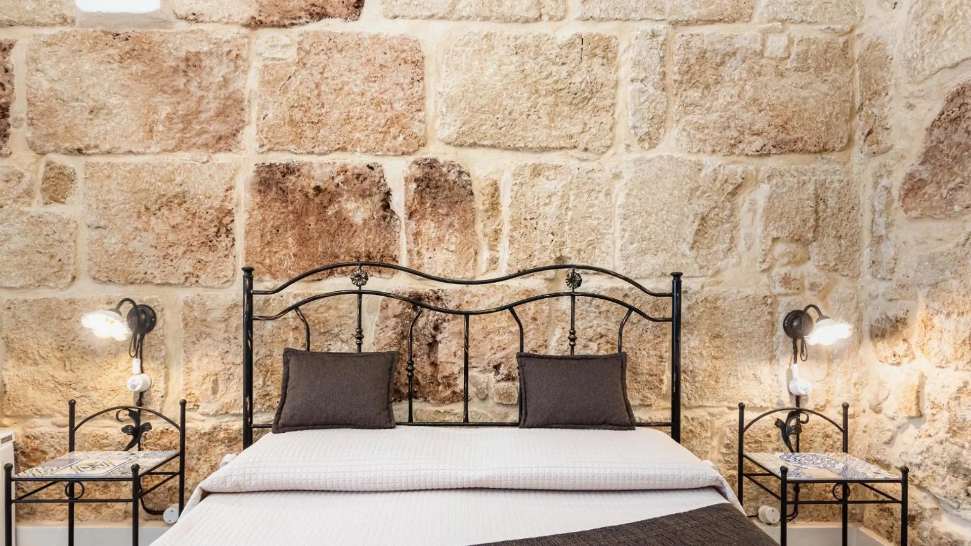 Morfeo Charming Rooms & Relax Avola Italy